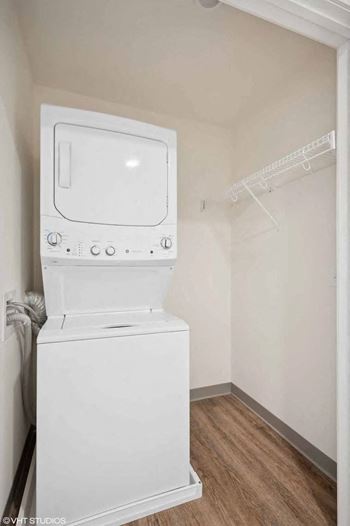 In-unit washer & dryer