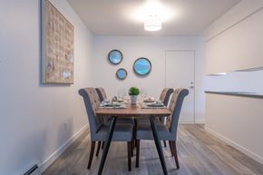 Tigard apartment for rent - the dining area at the chichester show home