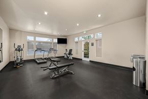 Spokane Valley apartment for rent - the gym at the preserve apartments