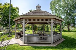 London apartment for rent - a white gazebo in a park