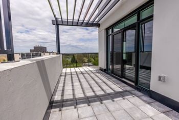 Private terrace & balcony in penthouse suite