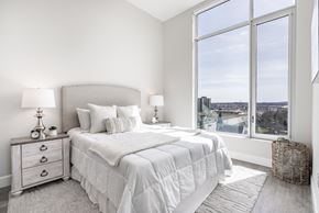 London apartment for rent - Gorgeous Bedroom at 1600 Hyde Park Village Apartments, London, N6H 0L5