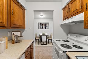 Columbia apartment for rent - the enclave at homecoming terra vista kitchen and dining room
