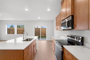 Vancouver house for rent - 1500 NE  185th  AVE