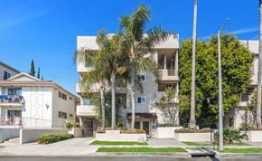 Los Angeles apartment for rent - Image of the 9031 Alcott Apartment building.