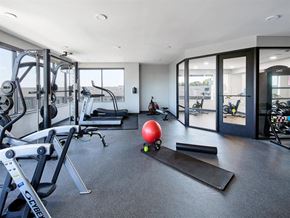 Omaha apartment for rent - Workout Room at Centerline Apartments, Nebraska, 68106