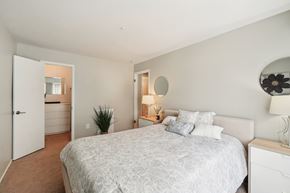 Canton apartment for rent - Master bedroom with furnishings at Bainbridge Park Canton MI