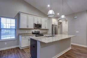 Akron apartment for rent - kitchen interior for Pointe West Luxury Apartments