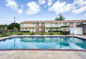 Shreveport apartment for rent - Pool View at Lifestyle at Shreveport Apartments, Shreveport, LA, 71109