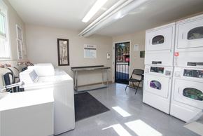 San Jose apartment for rent - Park Holiday Laundry Facility