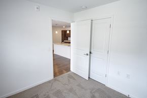 Columbus apartment for rent - An empty bedroom with carpet indmiller Pointe apartments in Columbus, Ohio