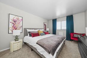 Merrillville apartment for rent - Gorgeous Bedroom at Whitcomb Terrace Apartments, Merrillville, IN, 46410