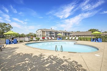 Swimming pool and relaxing area