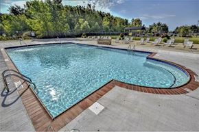 Merrillville apartment for rent - A large outdoor swimming pool at Evergreen, Merrillville