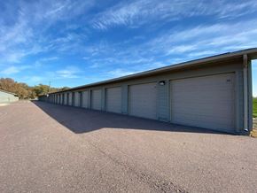 Mitchell apartment for rent - Garages