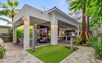 Courtyard & entertainment center