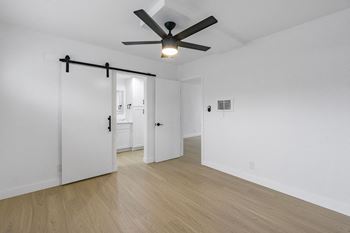 Ceiling fan