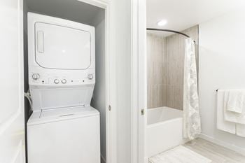 Washer dryer in unit