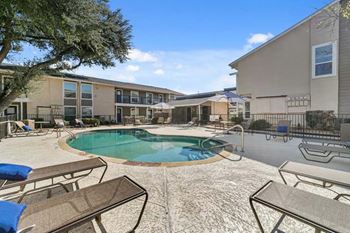 2 Large swimming pools