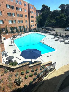 Arlington apartment for rent - Pool view