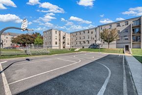 Washington apartment for rent - Basketball court
