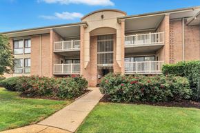 Silver Spring apartment for rent - Building exterior