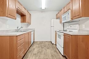 Providence apartment for rent - Deer Creek Village Apartments for rent in Layton, UT