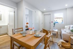 Stoney Creek apartment for rent - Kitchen & Living Room
