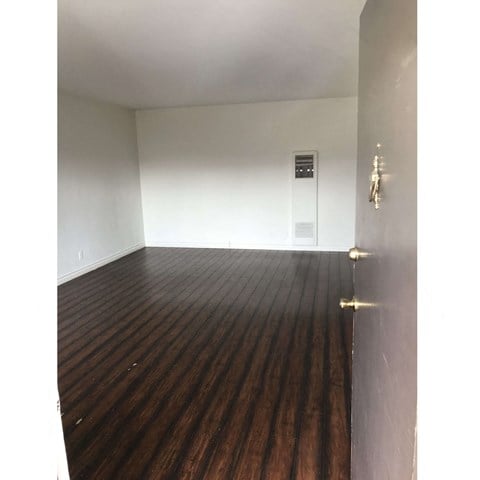 Floor plan for 1 bed, 1 bath