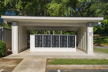 Mail lockers