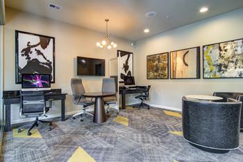 Co-working space / digital lounge