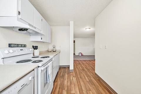 Floor plan for 3 beds, 1 bath, 950 sqft
