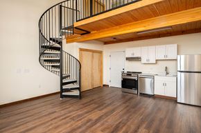 Portland apartment for rent - Kitchen with dishwasher at Sandy Rose Lofts, Oregon