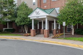 Manassas Park apartment for rent - A building with a sign that says Park Place 9659.