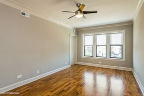 Chicago apartment for rent - Bright living space