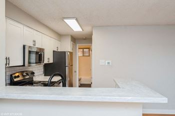 Breakfast bar at 1443 elizabeth