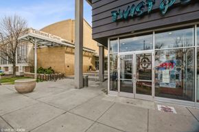Denver apartment for rent - Twist and Shout is in the neighborhood by 1443 Elizabeth