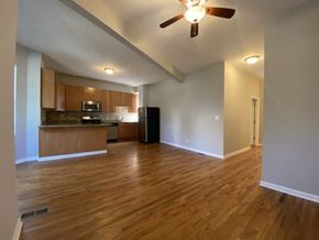 Chicago apartment for rent - Large living space with a ceiling fan and vaulted ceilings - 2 Bedroom