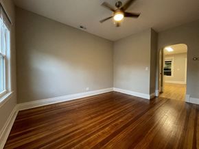 Chicago apartment for rent - Living room with hardwood flooring and a ceiling fan