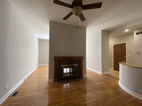 Chicago apartment for rent - Open living space with ceiling fan