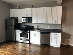 Chicago apartment for rent - Open Kitchen Area