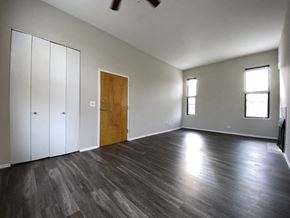 Chicago apartment for rent - open and airy living area