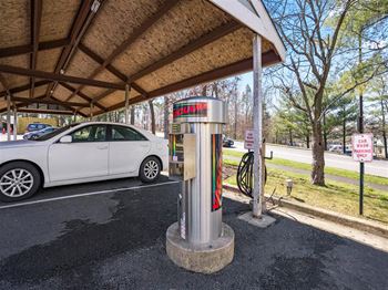Car care & maintenance center