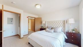 Saint Paul apartment for rent - two bedroom, st claire, master bedroom