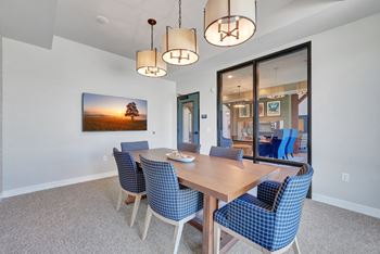 Conference room/work from home cafe