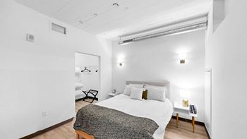 Guest suite