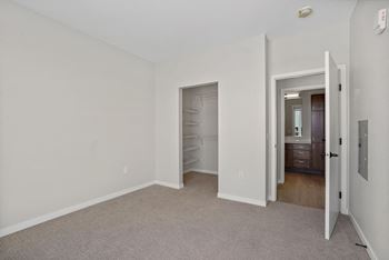 Unfurnished bedroom