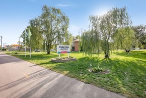 Bloomington apartment for rent - a park with trees and a sign that reads court house