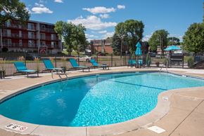 West Saint Paul apartment for rent - outdoor pool with sundeck and lounge chairs
