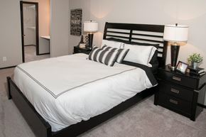 Eden Prairie apartment for rent - Live in Cozy Bedrooms at Eden Glen, Minnesota, 55344